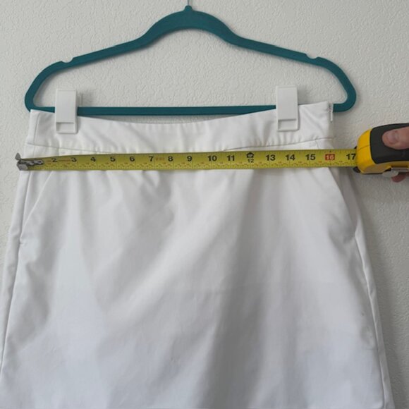 Nike‎ Golf Wome's White Skort with Pockets Size 8 - Picture 2 of 9